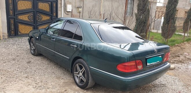 Mercedes E 230 1997, 234,000 km - 2.3 l - Bakı