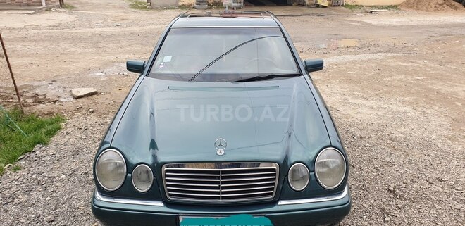 Mercedes E 230 1997, 234,000 km - 2.3 l - Bakı