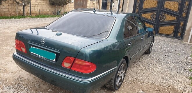 Mercedes E 230 1997, 234,000 km - 2.3 l - Bakı