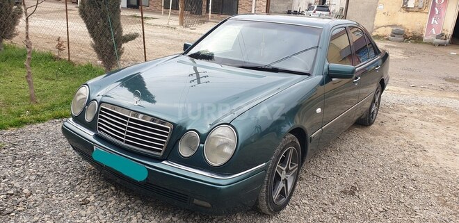 Mercedes E 230 1997, 234,000 km - 2.3 l - Bakı