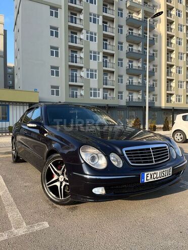 Mercedes E 220 2004, 495,000 km - 2.2 л - Bakı