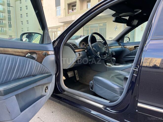 Mercedes E 220 2004, 495,000 km - 2.2 л - Bakı