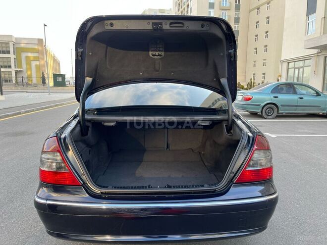 Mercedes E 220 2004, 495,000 km - 2.2 л - Bakı