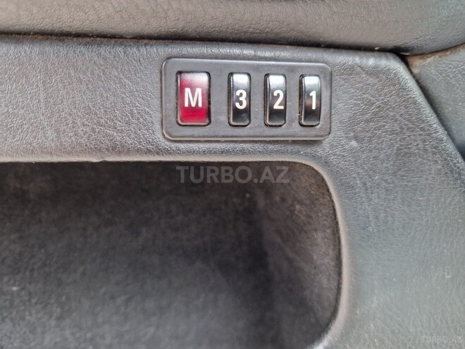 BMW 528 1998, 296,580 km - 2.8 l - Bakı