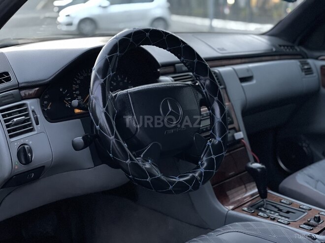 Mercedes E 300 1998, 306,000 km - 3.0 l - Bakı