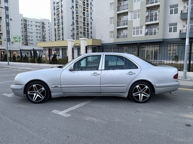Mercedes E 300 1998, 306,000 km - 3.0 l - Bakı