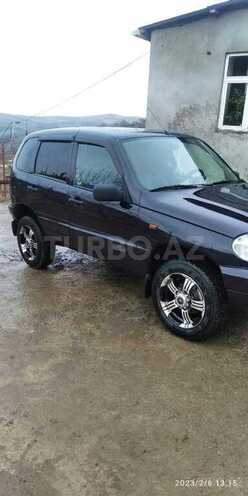 Chevrolet Niva 2005, 175,095 km - 1.7 l - Quba
