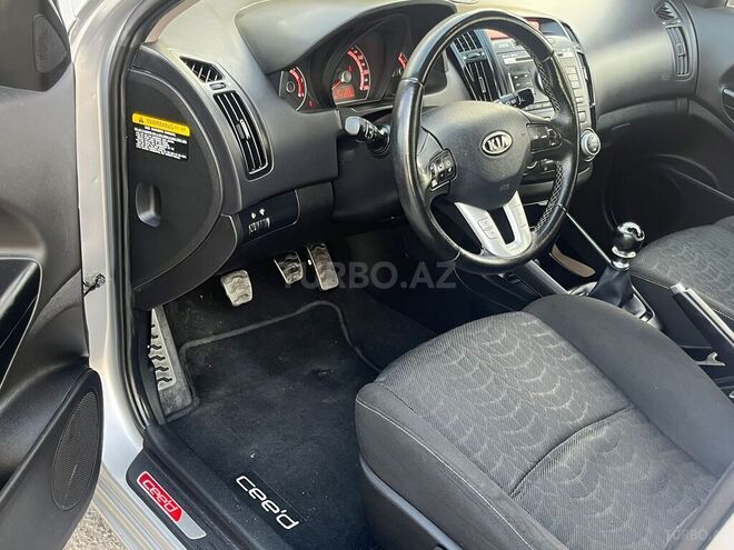 Kia Ceed 2009, 174,000 km - 1.6 l - Bakı