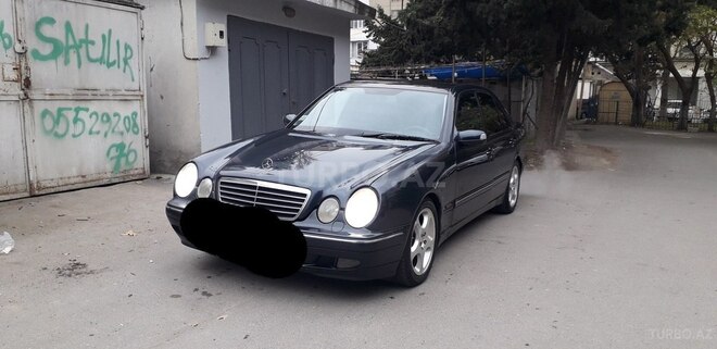 Mercedes E 240 2001, 242,300 km - 2.4 l - Bakı