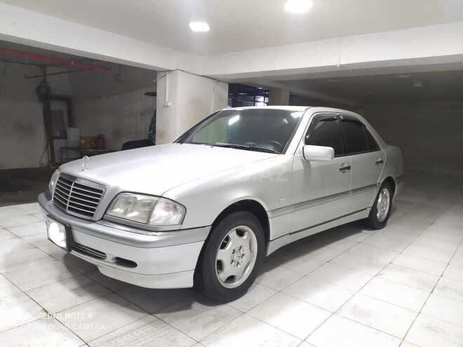 Mercedes C 240 1999, 279,000 km - 2.4 л - Bakı