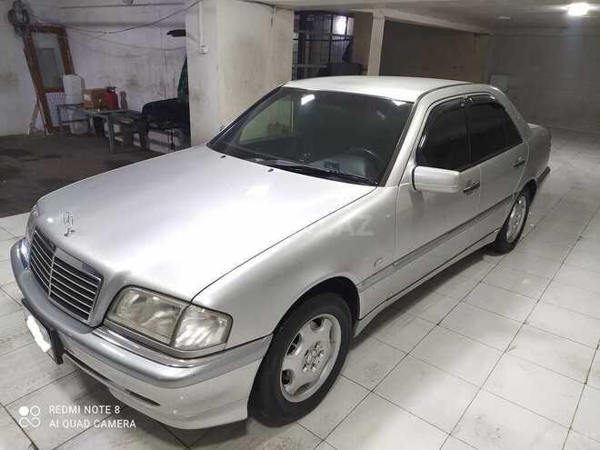 Mercedes C 240 1999, 279,000 km - 2.4 л - Bakı