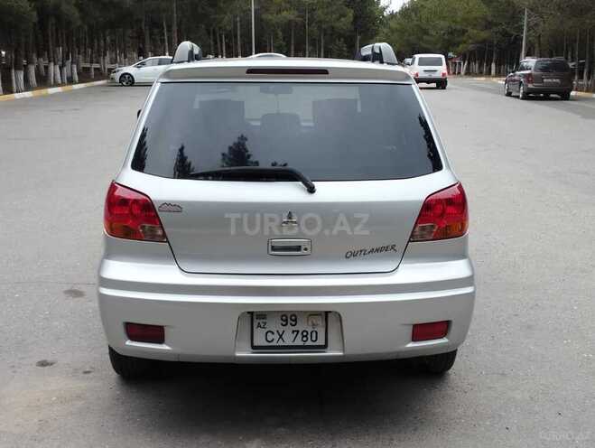 Mitsubishi Outlander 2003, 221,000 km - 2.4 l - Sumqayıt