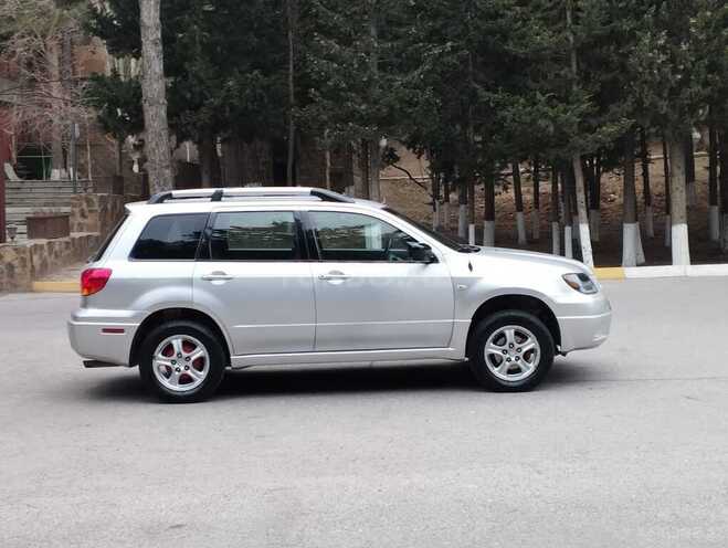 Mitsubishi Outlander 2003, 221,000 km - 2.4 l - Sumqayıt