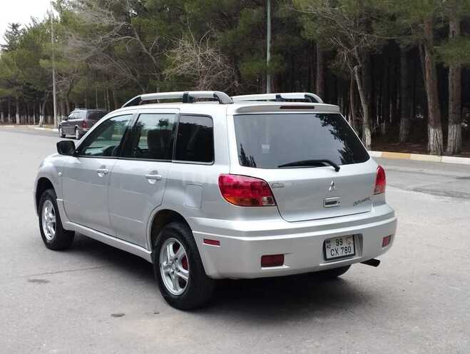 Mitsubishi Outlander 2003, 221,000 km - 2.4 l - Sumqayıt