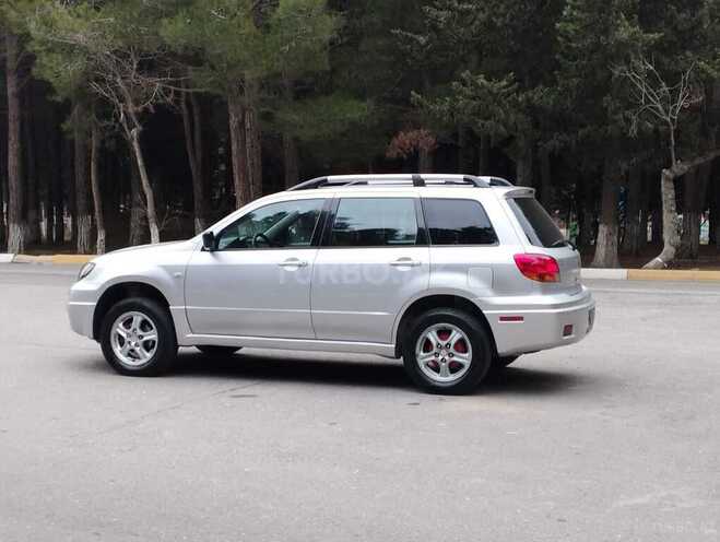 Mitsubishi Outlander 2003, 221,000 km - 2.4 l - Sumqayıt