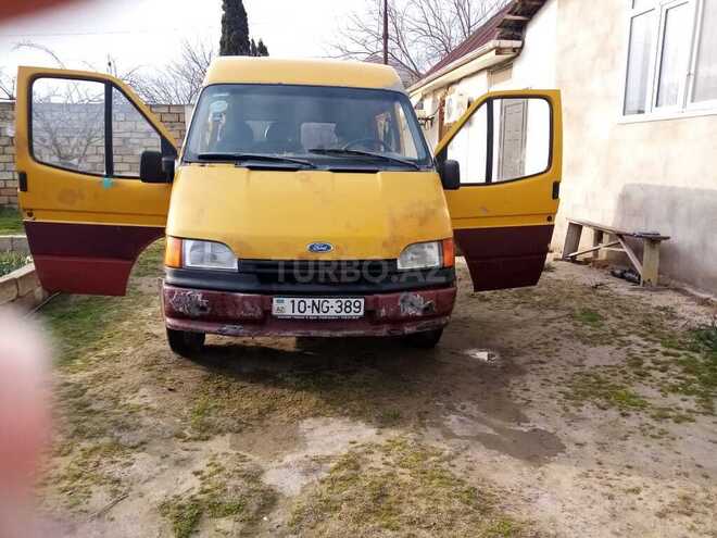 Ford Transit 1993, 350,000 km - 2.5 l - Neftçala