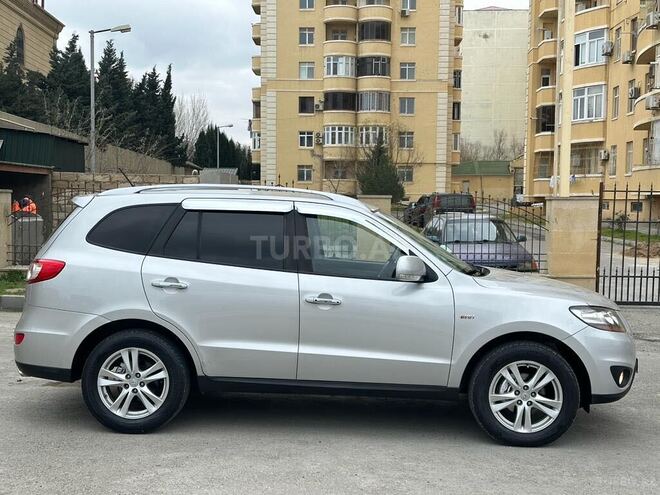 Hyundai Santa Fe 2010, 225,000 km - 2.0 л - Bakı
