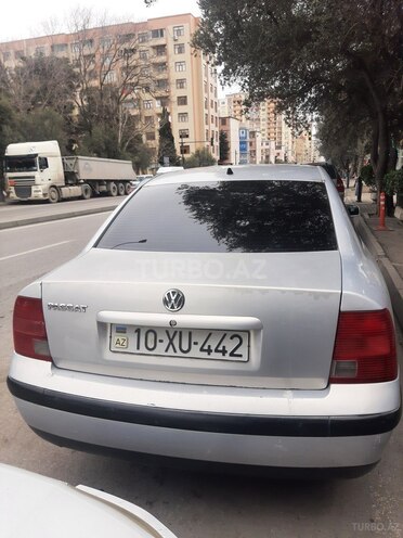 Volkswagen Passat 1997, 340,000 km - 1.6 l - Bakı