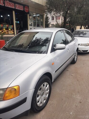 Volkswagen Passat 1997, 340,000 km - 1.6 l - Bakı