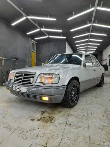 Mercedes E 220 1994, 416,000 km - 2.2 l - Bakı