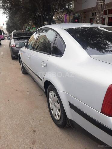 Volkswagen Passat 1997, 340,000 km - 1.6 l - Bakı