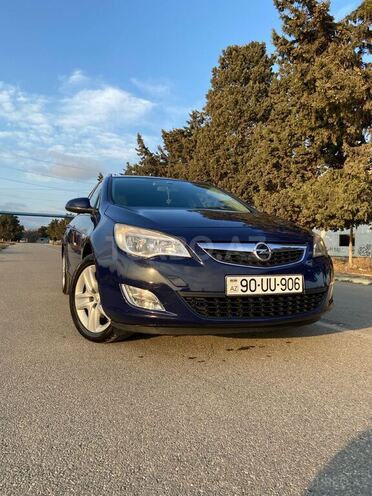 Opel Astra 2011, 236,000 km - 1.7 l - Bakı