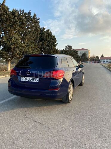 Opel Astra 2011, 236,000 km - 1.7 l - Bakı