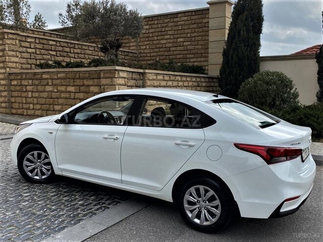 Hyundai Accent 2018, 82,000 km - 1.6 l - Bakı