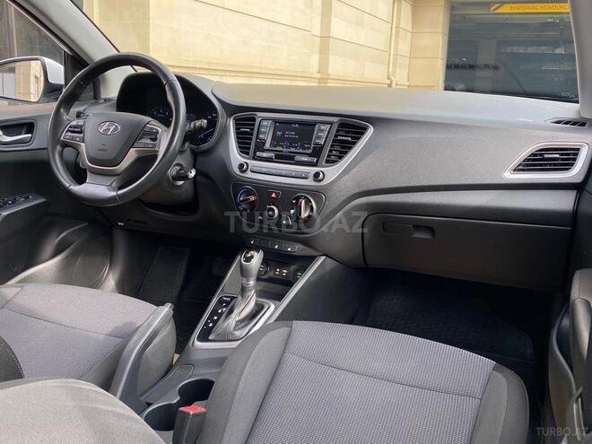 Hyundai Accent 2018, 82,000 km - 1.6 l - Bakı
