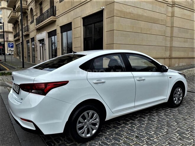Hyundai Accent 2018, 82,000 km - 1.6 l - Bakı