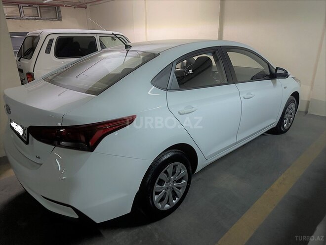 Hyundai Accent 2018, 82,000 km - 1.6 l - Bakı