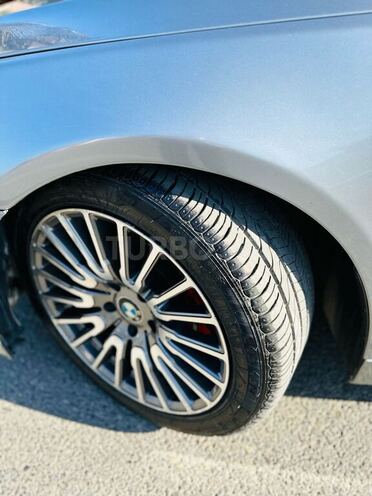 BMW 525 2006, 300,500 km - 2.5 l - Bakı