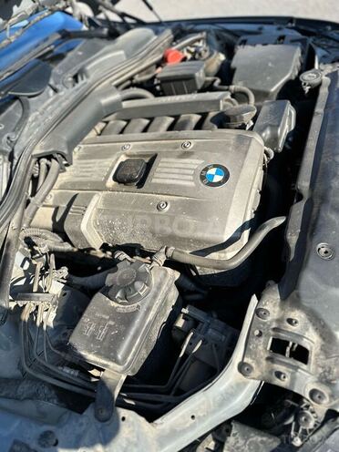 BMW 525 2006, 300,500 km - 2.5 l - Bakı