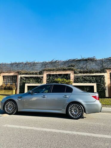 BMW 525 2006, 300,500 km - 2.5 l - Bakı
