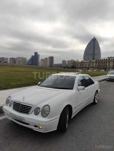 Mercedes E 320 1999, 365,000 km - 3.2 l - Bakı