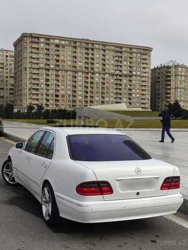 Mercedes E 320 1999, 365,000 km - 3.2 l - Bakı