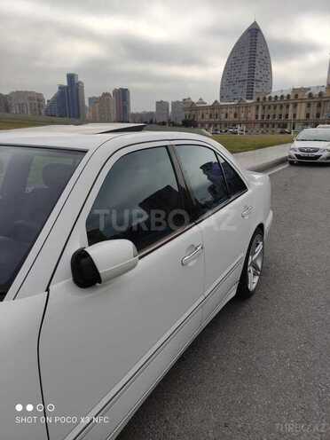 Mercedes E 320 1999, 365,000 km - 3.2 l - Bakı