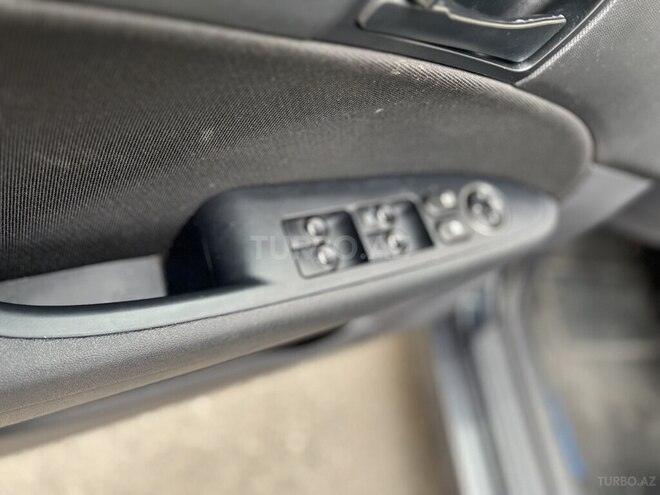 Hyundai i30 2010, 228,000 km - 1.6 l - Bakı