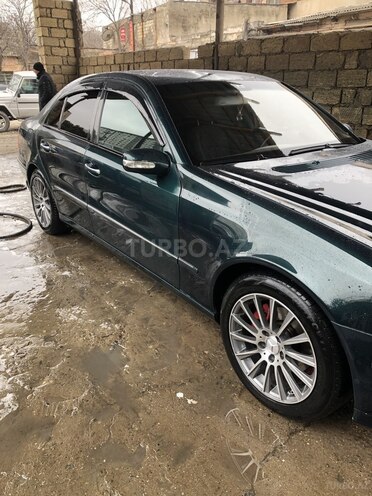 Mercedes E 320 2003, 324,000 km - 3.2 l - Bakı