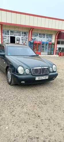 Mercedes E 230 1998, 420,000 km - 2.3 l - Astara