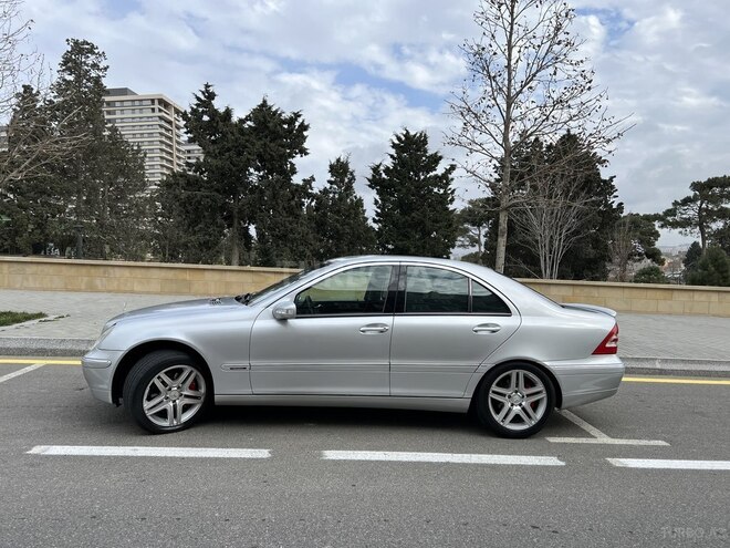 Mercedes C 240 2001, 340,000 km - 2.4 л - Bakı