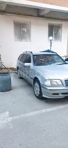 Mercedes C 200 2000, 330,000 km - 2.0 л - Bakı