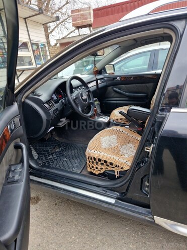 Audi A6 2001, 300,000 km - 2.7 l - Xaçmaz