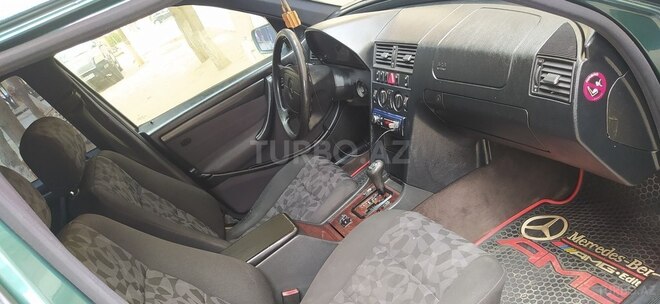 Mercedes C 200 1997, 323,135 km - 2.0 л - Bakı