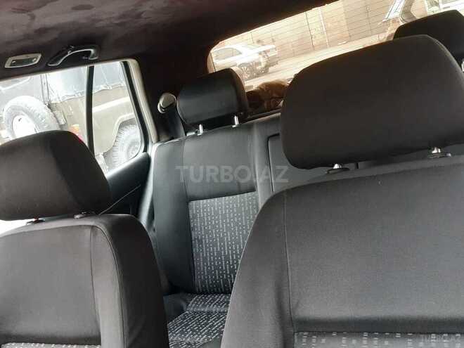 Volkswagen Golf 2000, 245,781 km - 1.6 l - Bakı