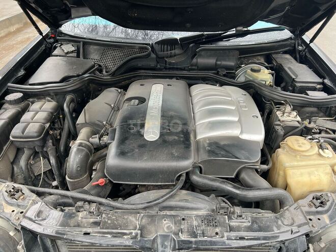 Mercedes E 270 2000, 380,000 km - 2.7 l - Mingəçevir