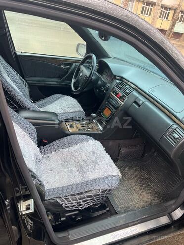 Mercedes E 270 2000, 380,000 km - 2.7 l - Mingəçevir