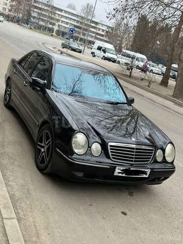 Mercedes E 270 2000, 380,000 km - 2.7 l - Mingəçevir