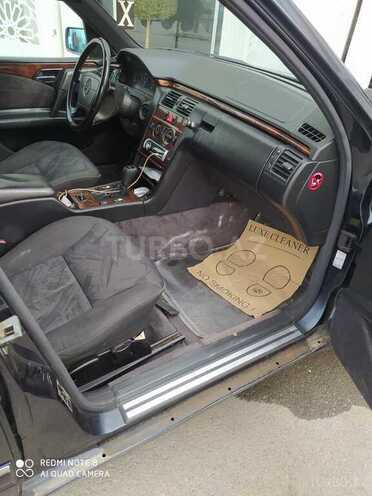 Mercedes E 200 1997, 343,290 km - 2.0 l - Bakı