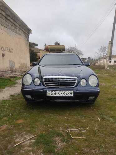 Mercedes E 240 2000, 320,000 km - 2.4 l - Bakı